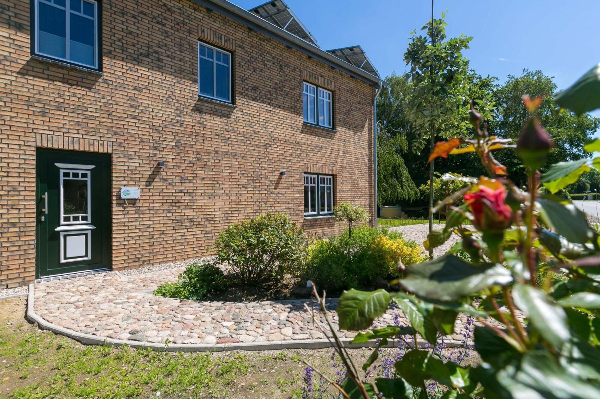 Ferienhof-Eiderdeich Wohnung Hertha Delve Esterno foto